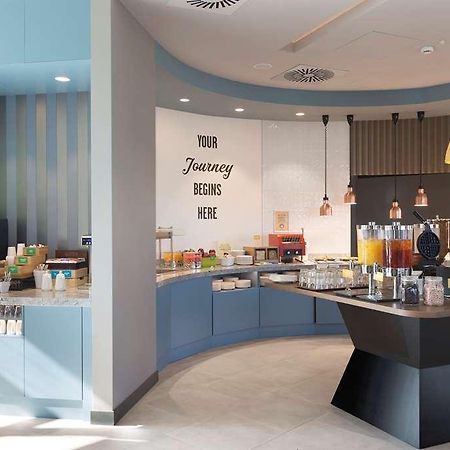 Hampton By Hilton Krakow Airport Balice Exterior foto